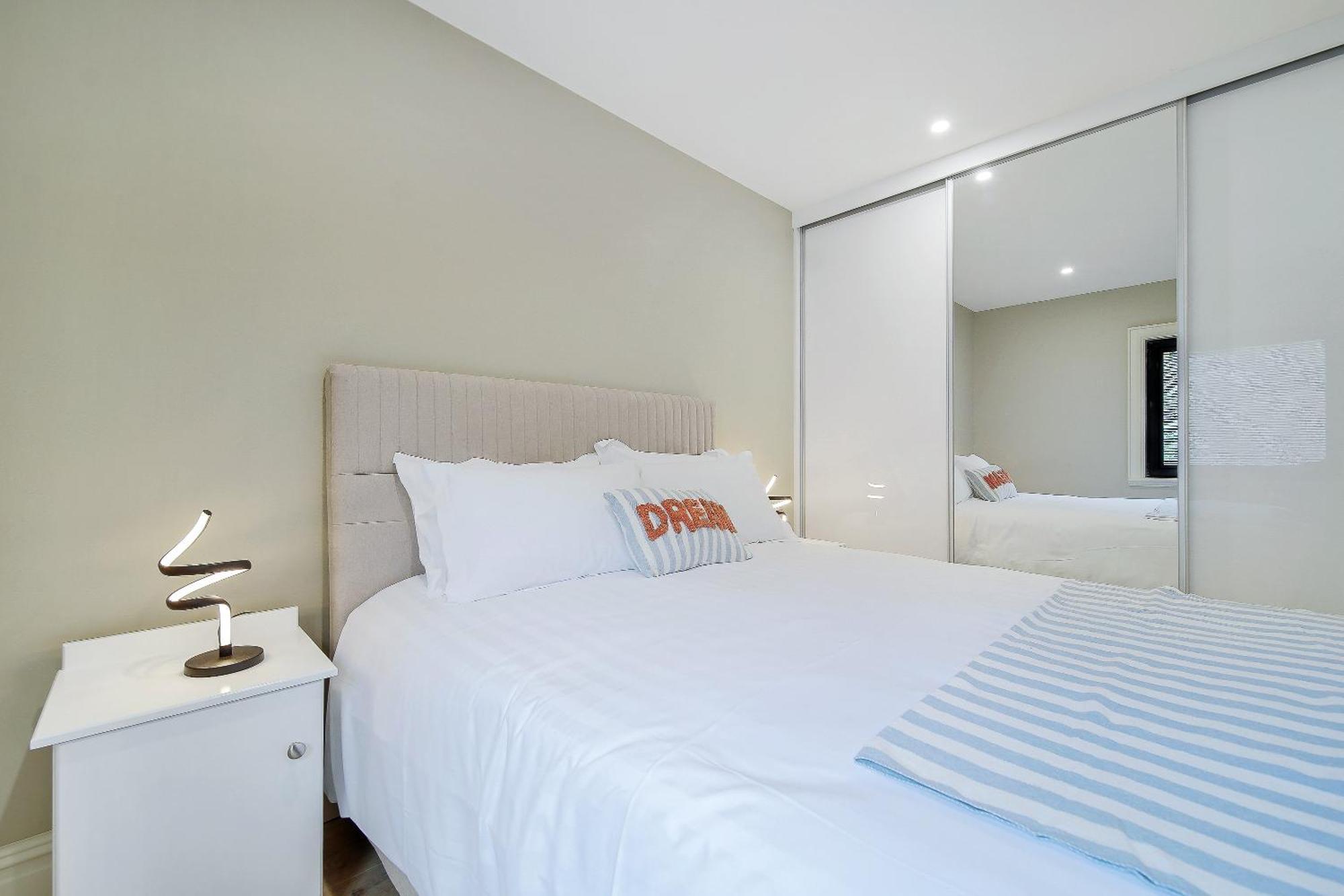 Seaview Lodge Apartment 'Sleeping 4 Guests' Rockstown Exterior foto